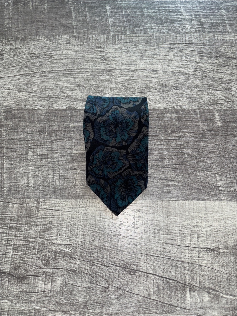 Vintage Mario Valentino Floral Print Silk Tie